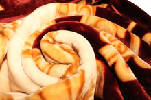 Load image into Gallery viewer, SOLARON Pink Flower Blanket