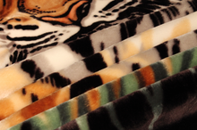 Load image into Gallery viewer, SOLARON 3 Tigers Blanket