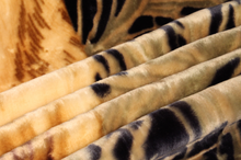 Load image into Gallery viewer, SOLARON Deer Blanket