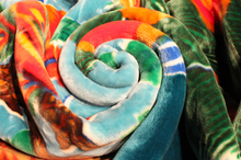 Load image into Gallery viewer, SOLARON Peacock Blanket