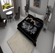 Load image into Gallery viewer, SOLARON 3 Wolves Wolf Blanket