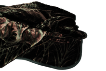 Load image into Gallery viewer, SOLARON Bear and Cup Blanket