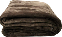 Load image into Gallery viewer, SOLARON Solid Colors Blanket