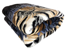 Load image into Gallery viewer, SOLARON 3 Tigers Blanket
