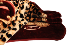 Load image into Gallery viewer, SOLARON Leopard Flower Blanket
