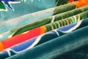SOLARON Peacock Blanket