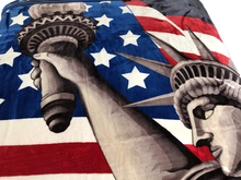 Load image into Gallery viewer, SOLARON USA Flag Blanket
