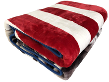 Load image into Gallery viewer, SOLARON USA Flag Blanket
